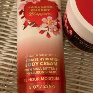 Bath & Body Works Japanese Cherry Blossom Body Cream - Red and White